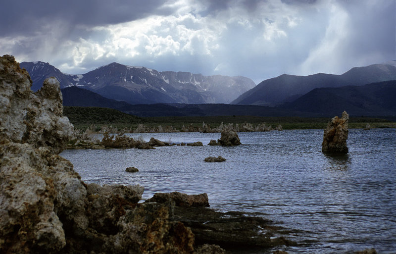 The mysterious Mono Lake - 1996