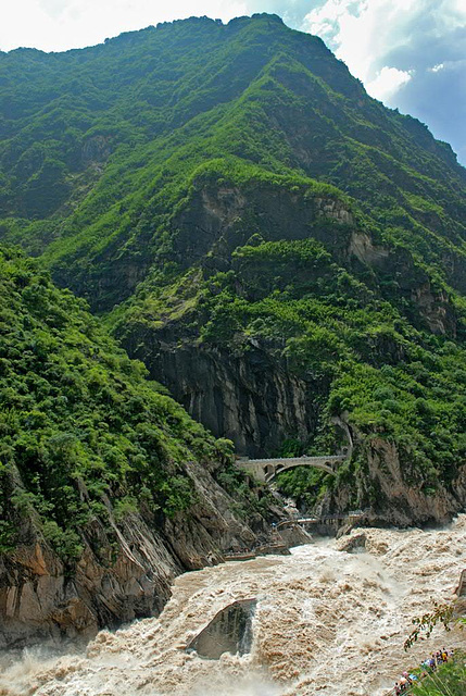 Tiger Jumping Gorge