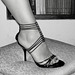 Lady Roxy - Sandales noires à talons hauts -  Black high-heeled sandals  /  Avec / with permission .  B & W