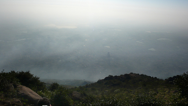 Tiruvanamalai, du sommet, à l'aube