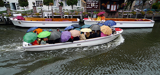 Bruges Canal 14 Umbrellas