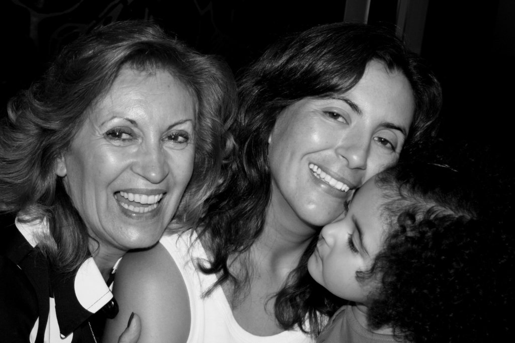 Three Generations, Rafaela + mammy + grandma (1)
