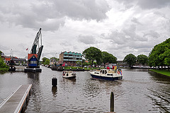 Ships going in and out of Leiden