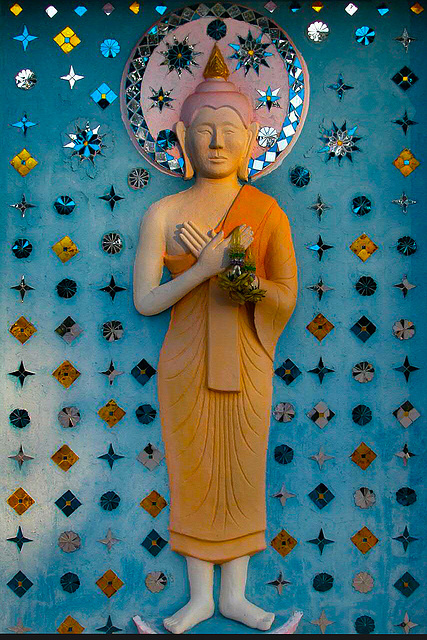 Buddha statue in the new built temple complex