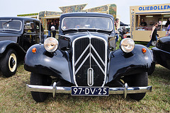 Oldtimershow Hoornsterzwaag – 1954 Citroën 11 B Traction Avant