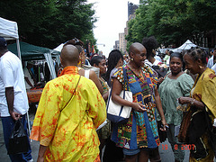 Harlem, NYC-  Bald heads / Têtes rasées et sex-appeal.