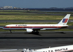 N549UA B757-222 United Airlines