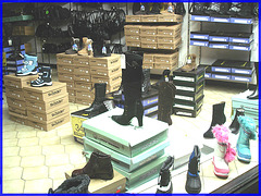 Pitt Chaussures /Pitt Shoes store - Window shopping time !  Lèche-vitrine !