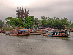 The dwellers on the Hương River