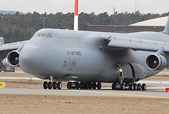 86-0016 C-5B US Air Force