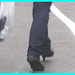Grande Dame Blonde et mature en bottes à talons hauts - Tall blond Lady in high-heeled boots - Båstad / Suède - Sweden.  01-11-2008