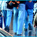Foufounes masculines en pantalons - Masculine mature butt - Aéroport de Montréal.