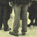 Dame mature en talons hauts - Mature in heels and long skirt. PET Montreal airport - Photofiltrée à l'ancienne.