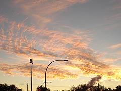 Lever de soleil / Sunrise - 9 octobre 2007.  Dans ma ville / Hometown.