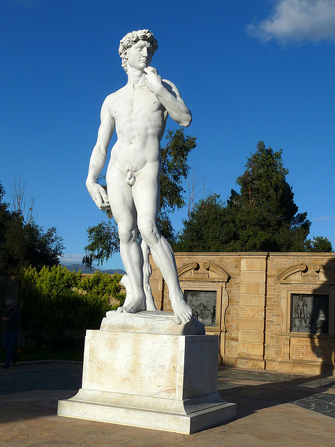 Michelangelo's 'David' - Forest Lawn Glendale (2044)