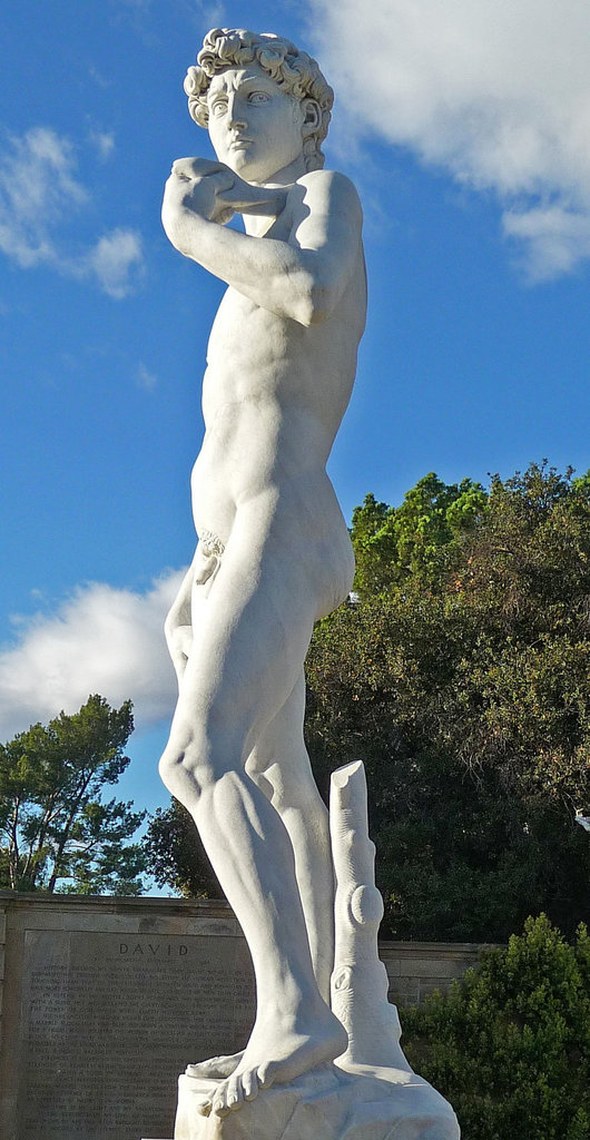 Michelangelo's 'David' - Forest Lawn Glendale (2048A)