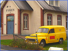 Fyren and yellow Volvo / Volvo jaune - Båstad, Sweden- October 21th 2008