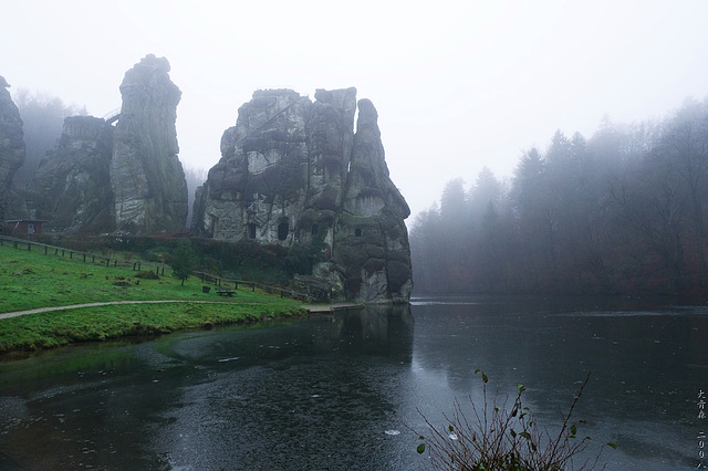 Hermannsweg // Externsteine Hermannsweg // Externsteine