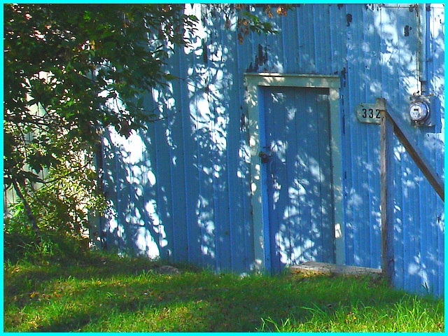 Magog en bleu / In blue - Quebec, Canada / 19-09-2008