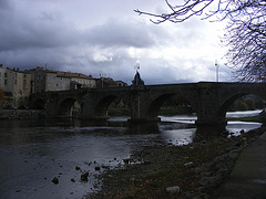 le pont vieux à Limoux