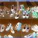 Lèche-vitrine podoérotique haut en couleur -  Window store shoes display  - Photofiltre en négatif- Toronto, Canada