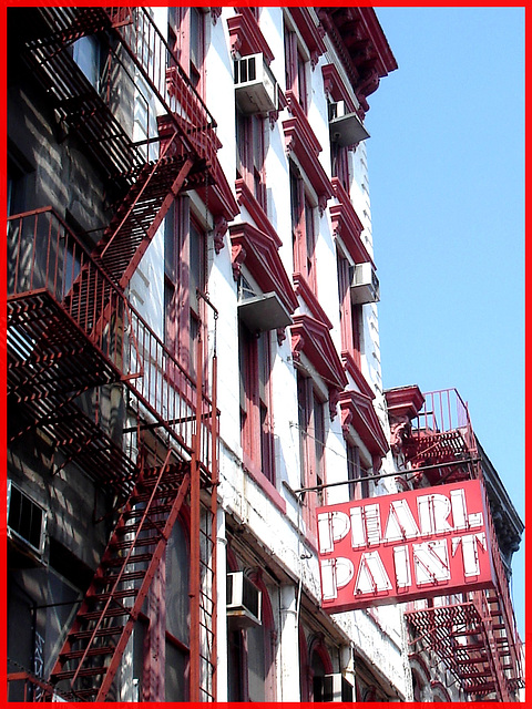 Pearl Paint-  Perle rouge en peinture !  NYC.