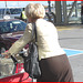 Dame blonde d'âge mûr en Bottes sexy et son chauffeur- Blond mature in sexy boots with her private driver-Montreal PET airport- Aéroport PET de Montréal.