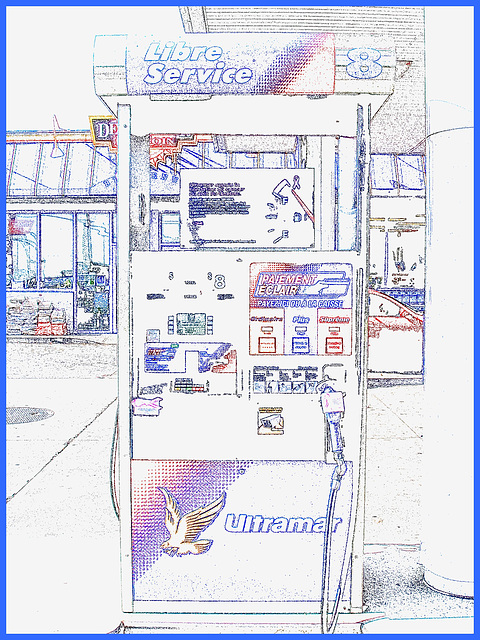 Ultramar - Chaîne de stations de services au Québec /  Famous gas stations in Quebec