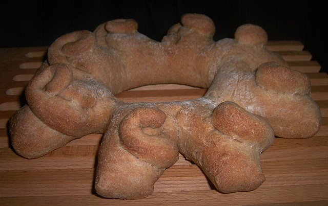 Chignon Crown Bread (Couronne Chignon) 1