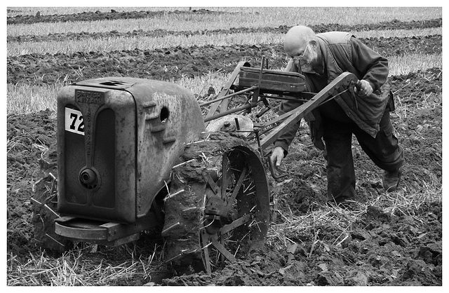 Ploughing Machines 2a