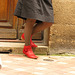 Photographe : Marie /  Endroit: Dans les alentours de Bordeaux - Avec permission - - La Dame aux bas zébrés et bottes courtes à talons trapus .