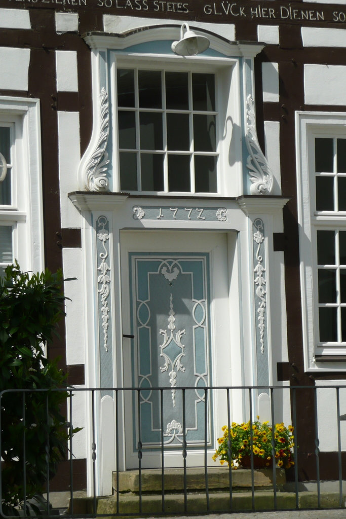 Portal der Dechanei in Delbrück - Westfalen