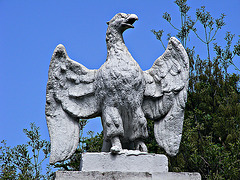Orme Square Eagle