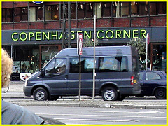 Regard sur "Copenhagen corner " -  Copenhague.  Danemark  /  20-10-2008