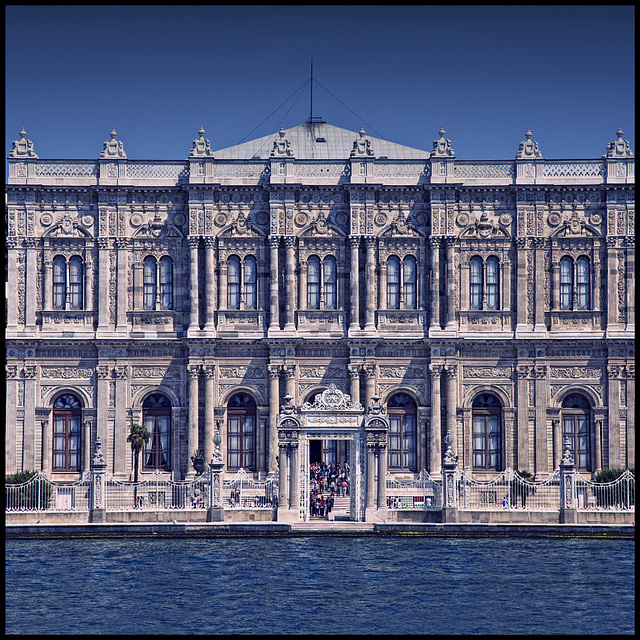 Dolmabahçe Palace Dolmabahçe Palace