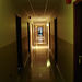 Corridor de l'hôtellerie au troisième étage -  Rooms guest third floor corridor -  Abbaye de St-Benoit-du-lac  /  07-02-2009-  Originale
