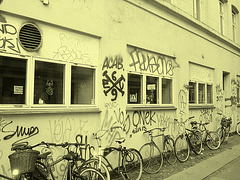 Graffitis Cykler et vélos / Cykler graffitis and bikes -  Copenhague  /   20-10-2008 - Photo ancienne / Vintage