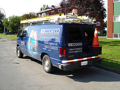 Camion coloré de la Compagnie COGECO  /   Colourful COGECO company business truck.   Hometown / Dans ma ville .  17 juillet 2009