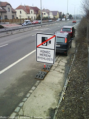 Stupid Sign at Prunerovska, Prague, CZ, 2009