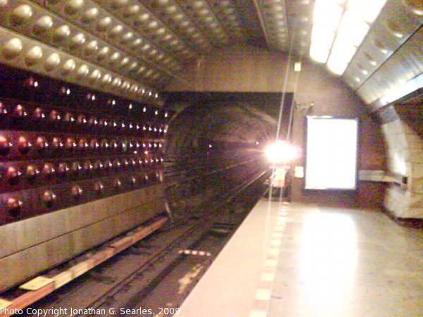 Flora Metro Sequence 3, Prague, CZ, 2009