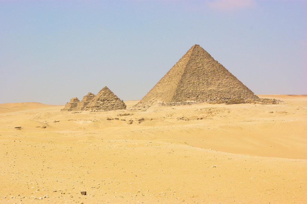 vue sur les Pyramides de Gisa (Giseh)