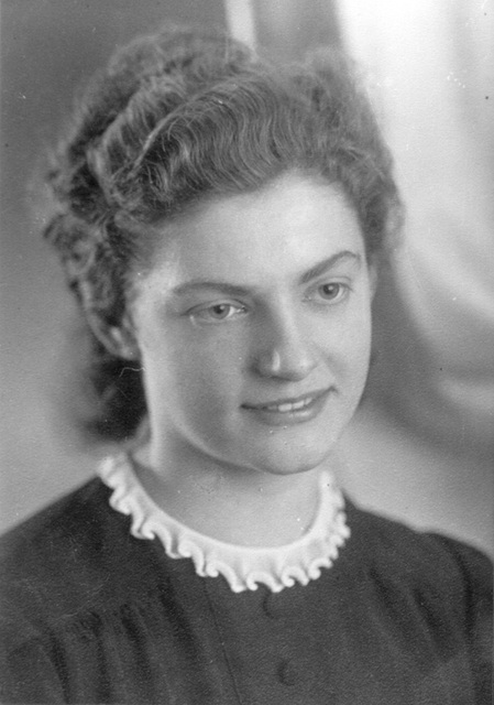 Meine Mutter  Margarete 1944