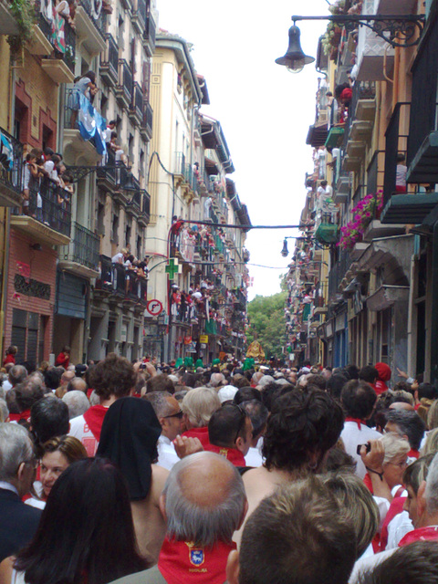 ¡Viva San Fermín! ¡Viva San Fermín!
