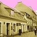 Midi !  L'heure de la perspective de ruelle suédoise  /  Noon time by the perspective scenery - Helsingborg - Suède / sweden.  22 octobre 2008- Sepia et ciel rosé / Sepia & pink sky
