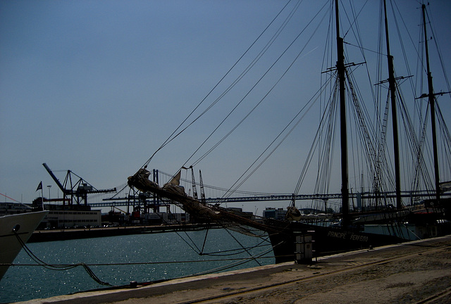 Lisboa, Dock of Rocha do Conde d'Óbidos (1)