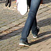Inspiration white purses Swedish duo in eunuch sneakers /  Sacoches blanches et espadrilles  -  Ängelholm / Suède - 23 octobre 2008-  L'anti podoérrotisme