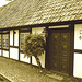 House number 43  - Maison numéro 43.  Båstad  /  Suède - Sweden.  21-10-2008 - Sepia