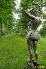 Skulptur im Park von Schloß Frankenberg