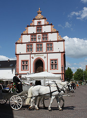 vorm Rathaus in Bad Salzuflen