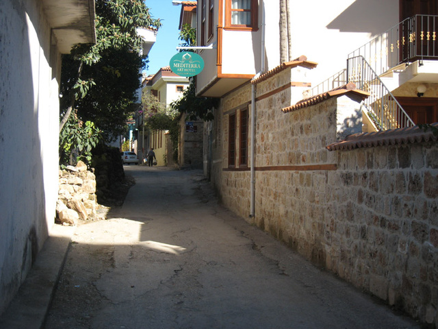 IMG 1528  Antalya Altstadtgasse